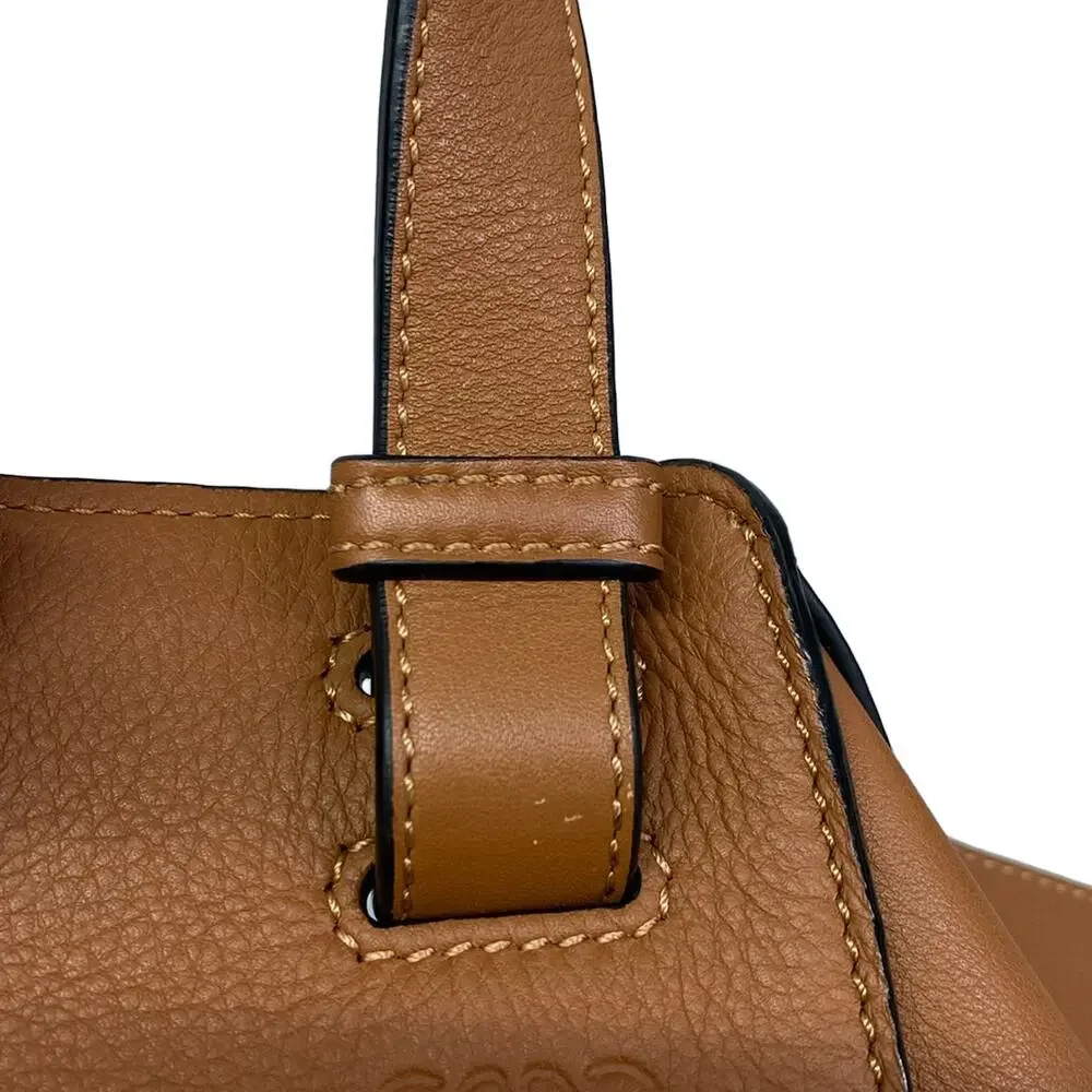 Loewe Hammock bag small Handbag 387.30NN60 Tan (Brown)
